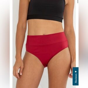 NWT Women’s Hapari Ruby bikini bottoms; Size Medium!